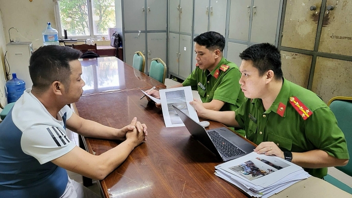 Đối tượng Lê Xuân Hùng bị bắt giữ điều tra về hành vi cố ý gây thương tích