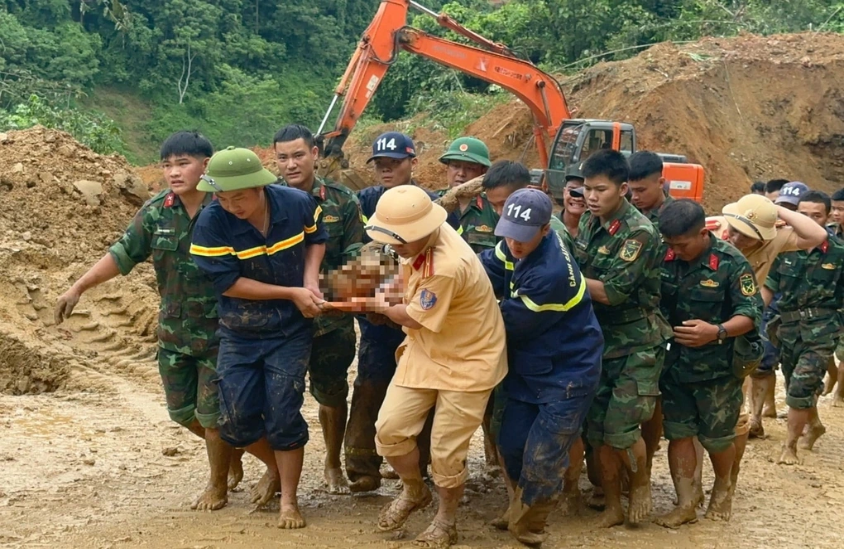 "Thảm họa sạt lở: 11 người thiệt mạng, 4 người bị thương"