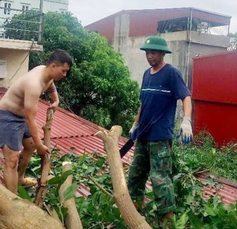 Thiếu Tá Tăng Bá Hưng Giúp dân không may bị điện giật tử vong