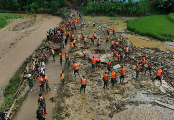 LÀNG Nủ Chuyện CHưa kể